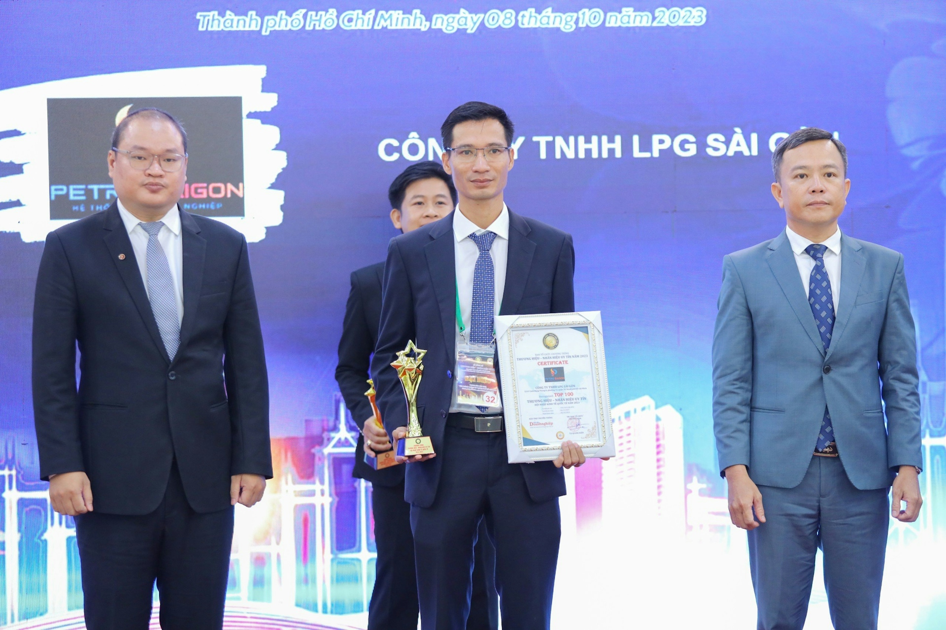Petro Saigon vinh dự đón nhận Thương hiệu uy tín 2023